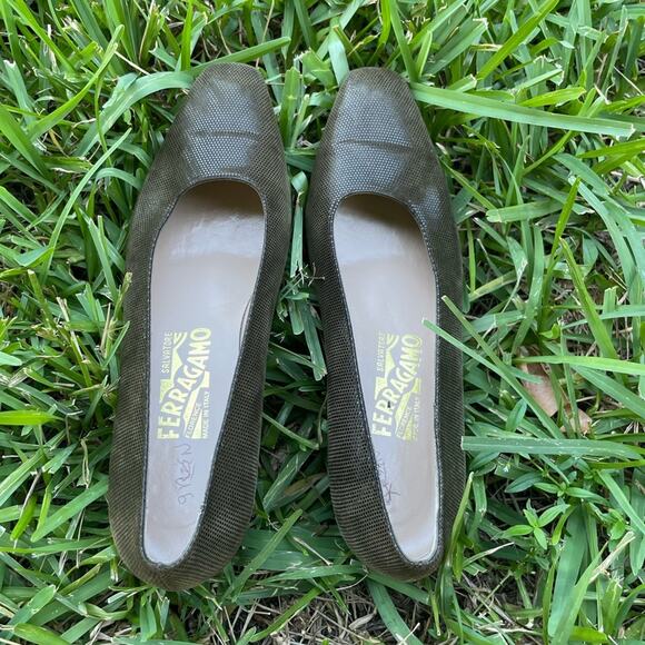 Vintage Salvatore Ferragamo Green/ Brown Animal print Suede Pumps - Picture 1 of 5